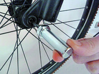 FollowMe Achsverlängerung für Räder mit Schnellspannerachse 